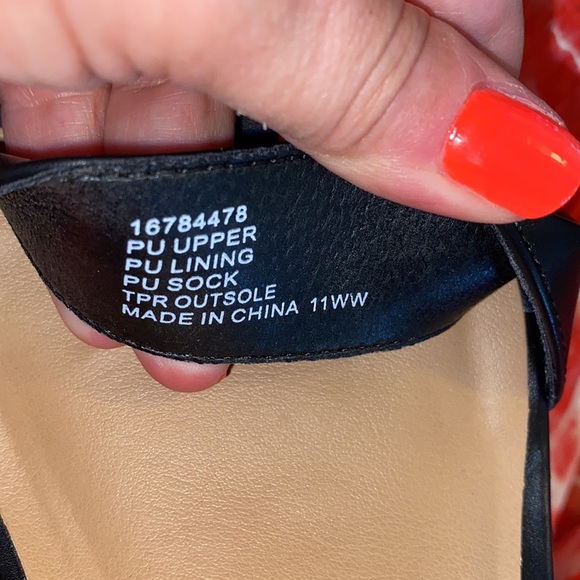 NWT TORRID WW Studded Platform Wedge - Faux Leather Black - Picture 8 of 8